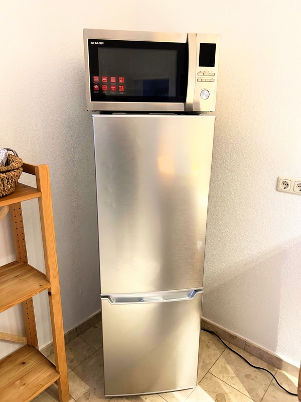 Backofen mit Mikrowelle und Grill